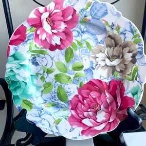 8” decorative plate